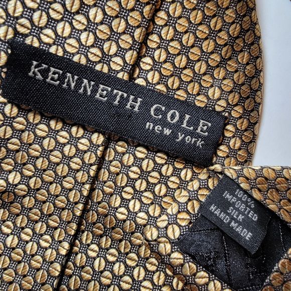 Kenneth Cole NY Tie Gold Tiny Circles - 100% Imported Silk - Picture 4 of 4
